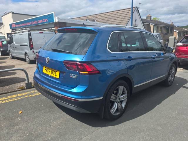 2017 Volkswagen Tiguan 2.0 TSi 180 4Motion SEL 5dr