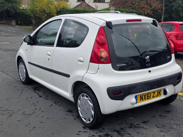 2011 Peugeot 107 1.0 Urban 5dr 2-Tronic
