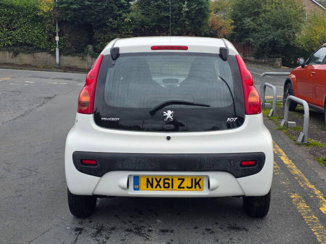 2011 Peugeot 107 1.0 Urban 5dr 2-Tronic